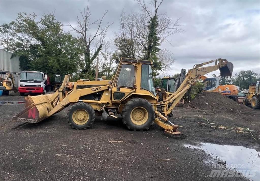 CAT 426 反鏟裝載機