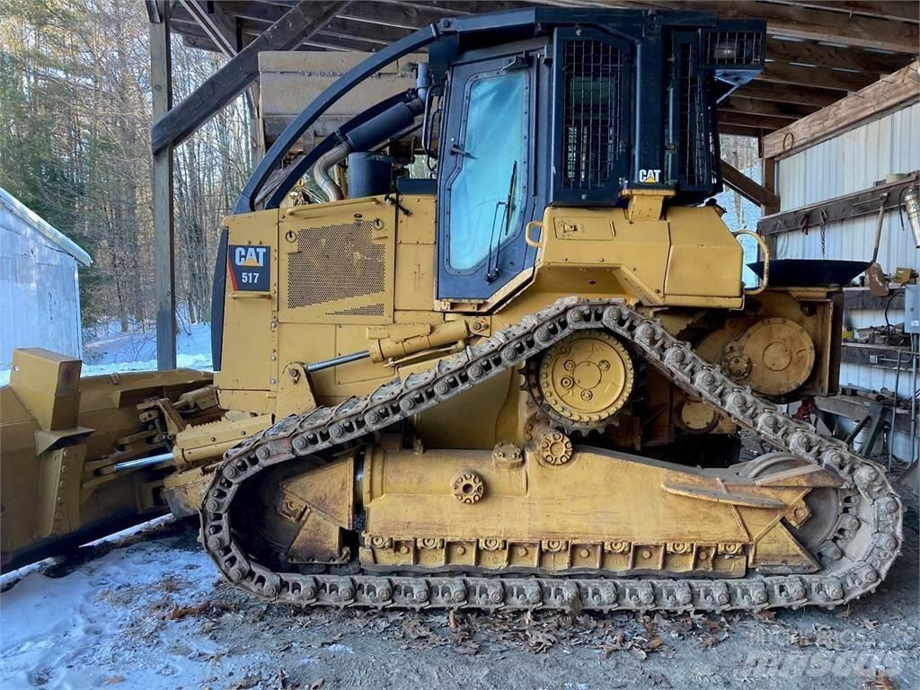 CAT 517 集材機