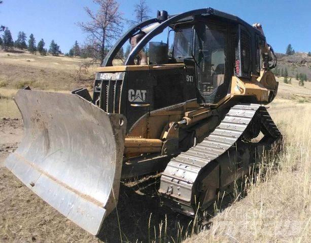 CAT 517 集材機