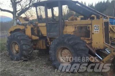 CAT 518 集材機