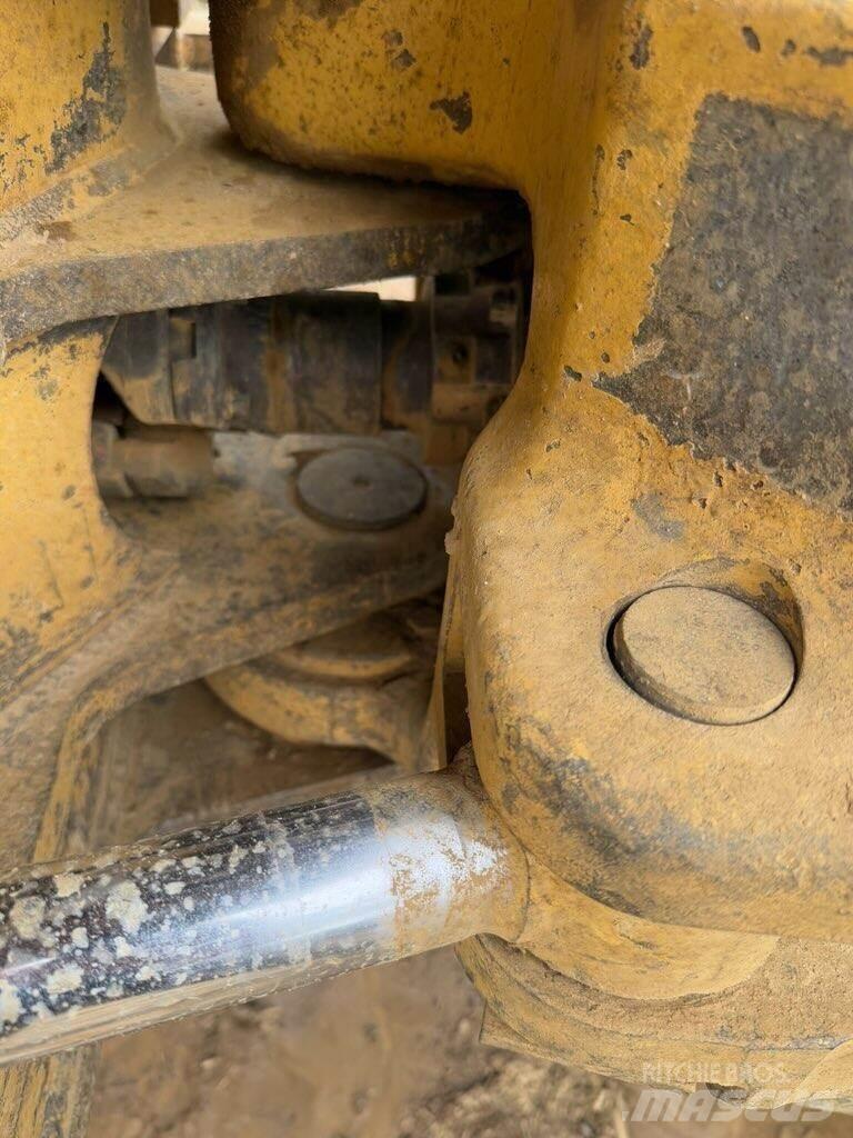 CAT 518 集材機