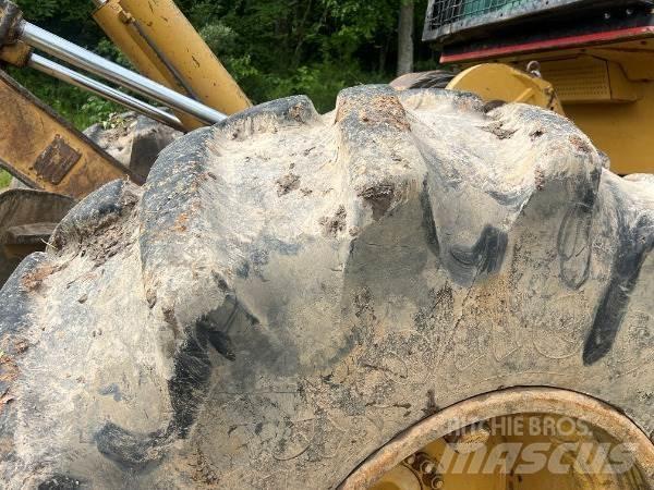 CAT 525 集材機