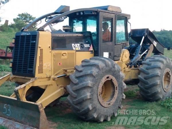 CAT 525C 集材機