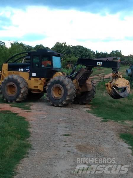 CAT 525C 集材機