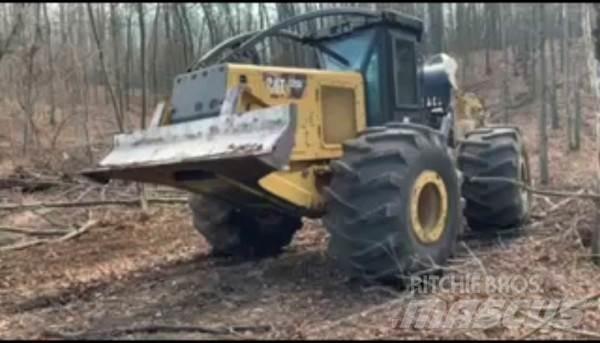 CAT 525D 集材機
