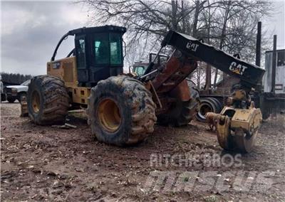 CAT 525D 集材機