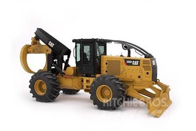 CAT 535D 集材機