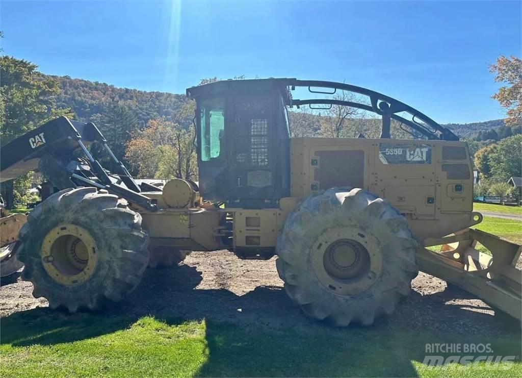 CAT 535D 集材機