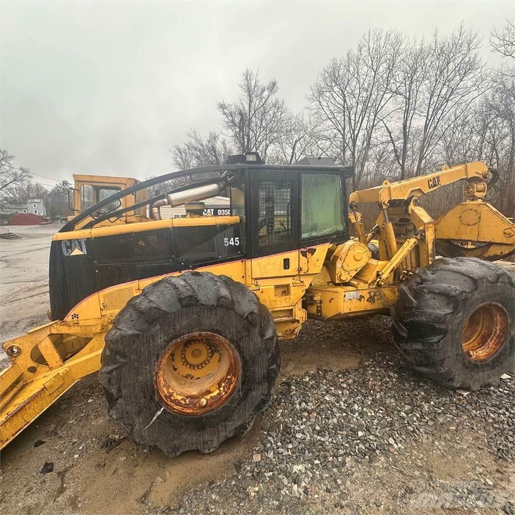 CAT 545 集材機
