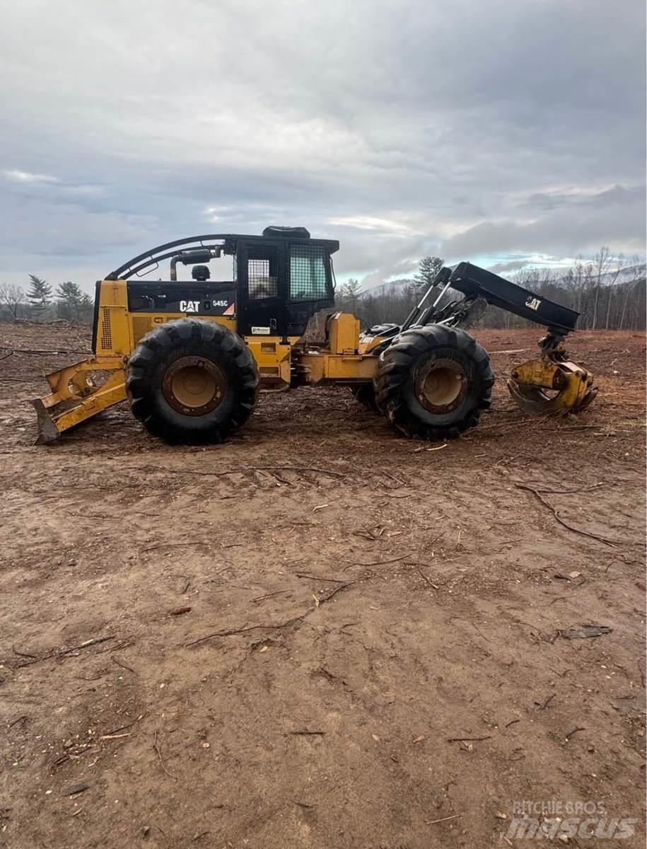 CAT 545C 輪胎式裝載機