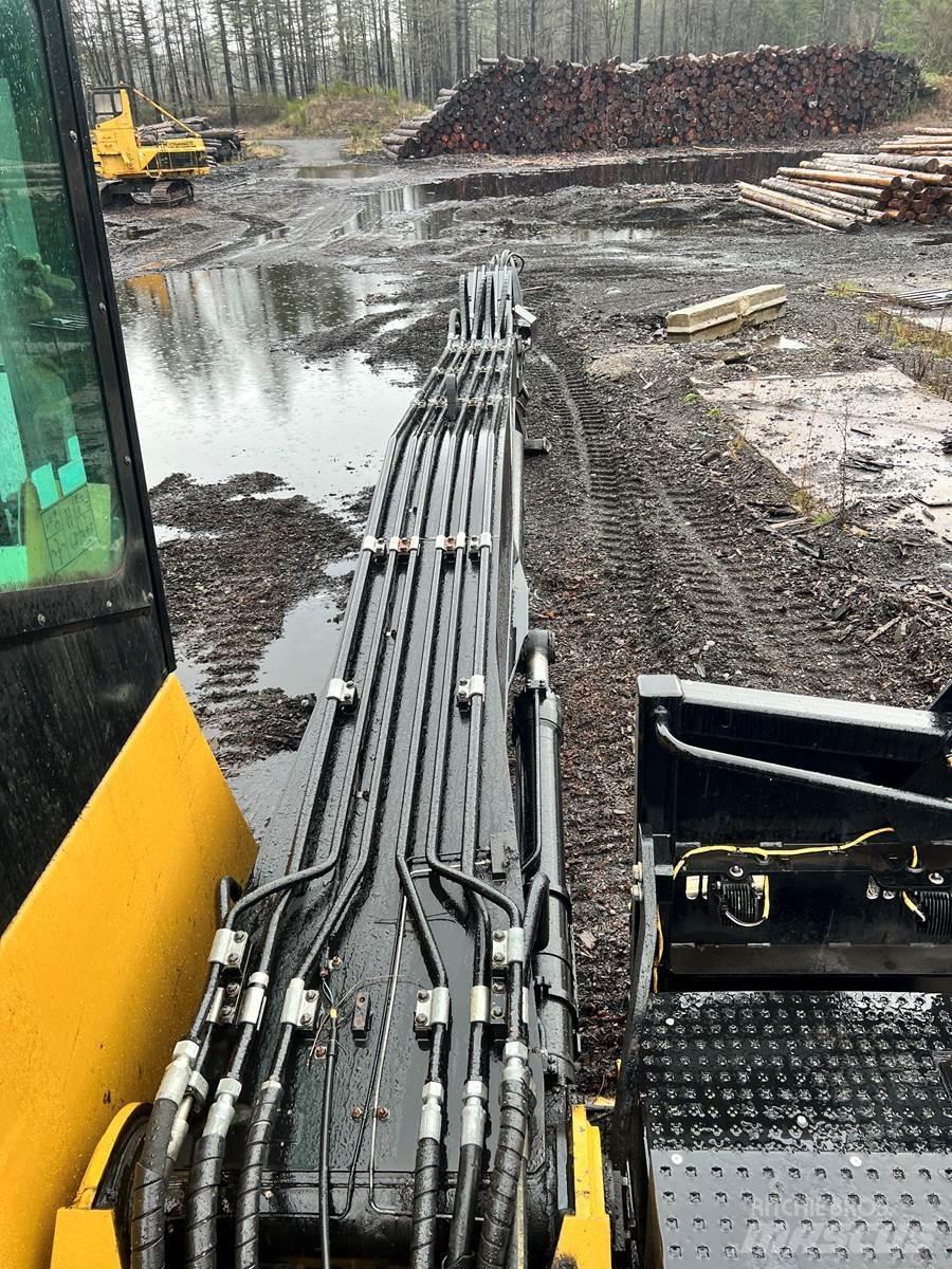 CAT 558LL 鉗式裝載機