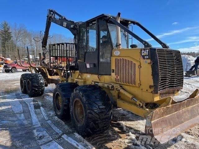 CAT 574 集運機