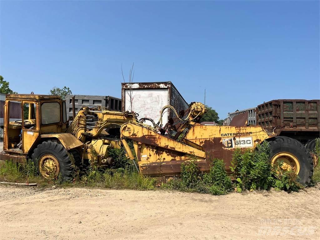 CAT 613C 刮土機