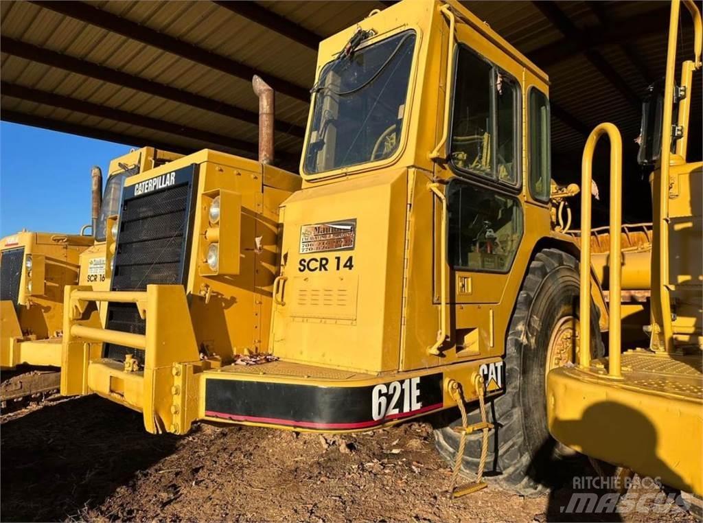 CAT 621E 刮土機