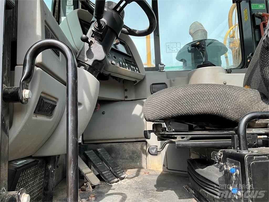CAT 627G 刮土機