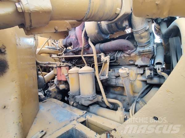 CAT 637C 刮土機