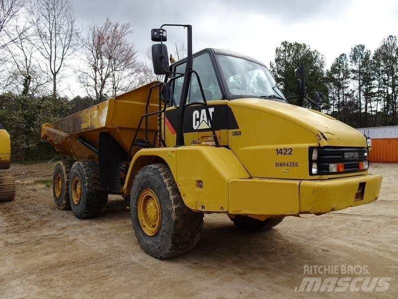 CAT 730 鉸接式起吊車