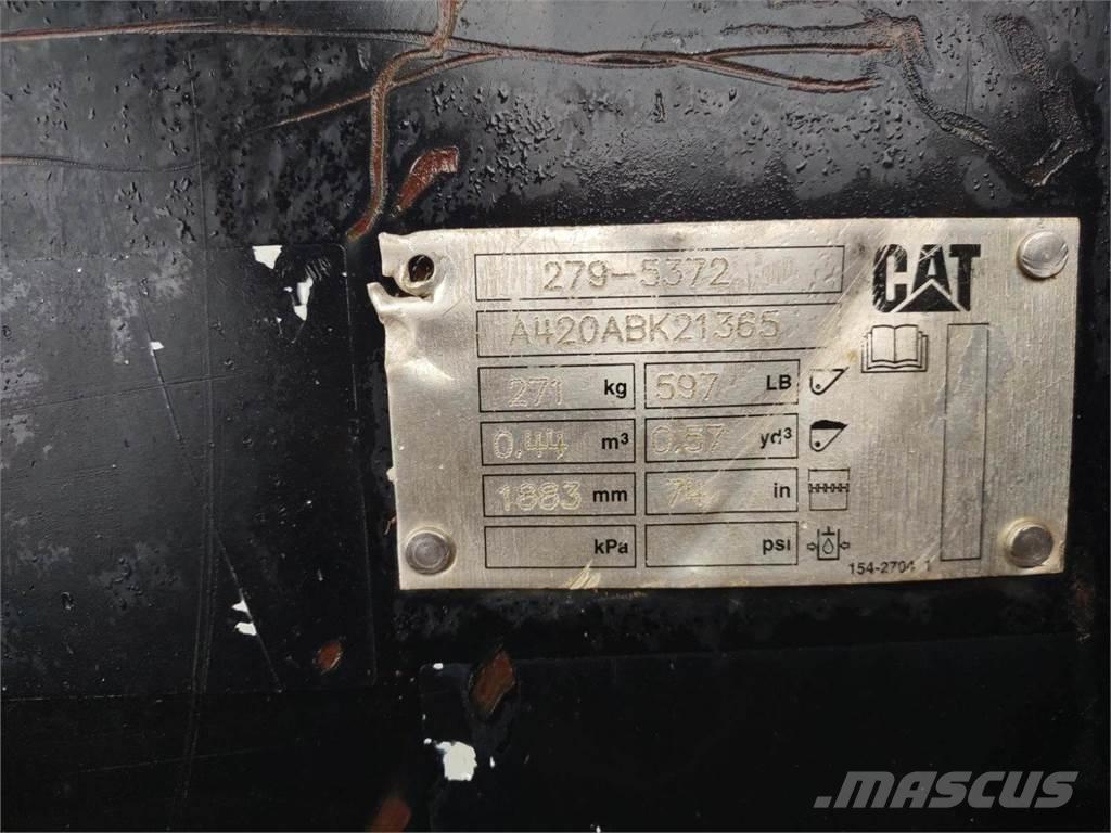 CAT 74 In. 其他組件
