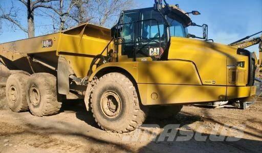 CAT 740GC 鉸接式起吊車