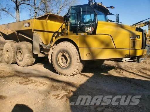 CAT 740GC 鉸接式起吊車