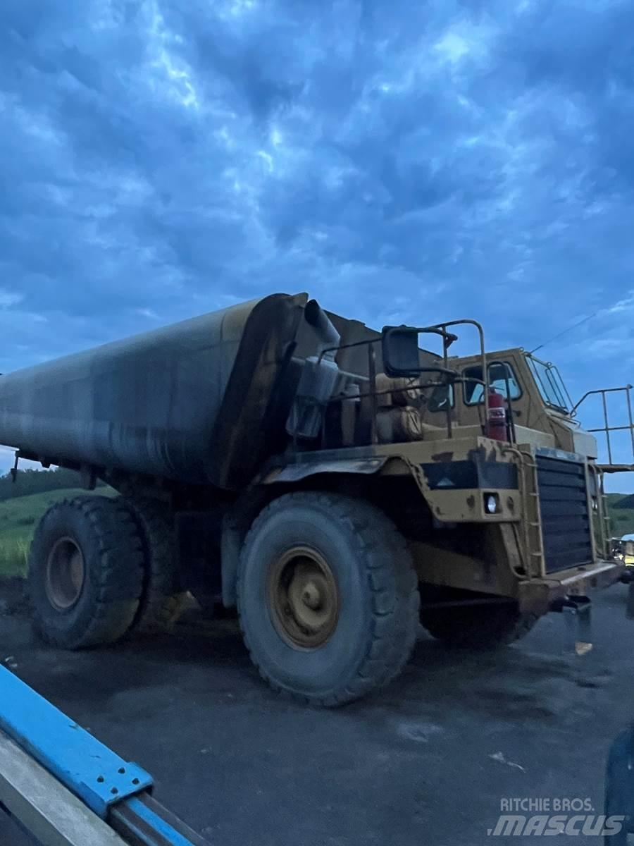 CAT 773B 運油車