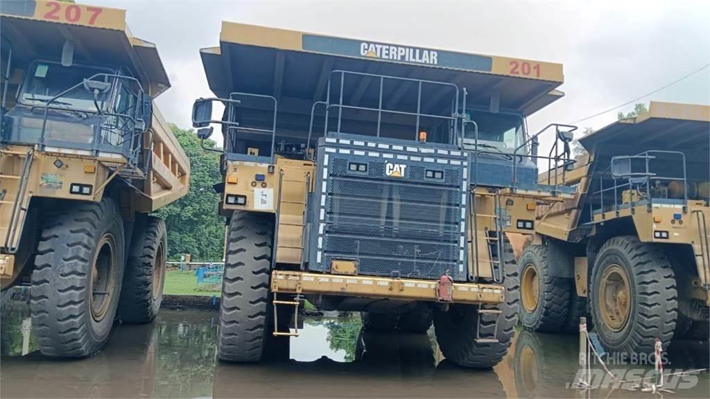 CAT 777E 鉸接式起吊車