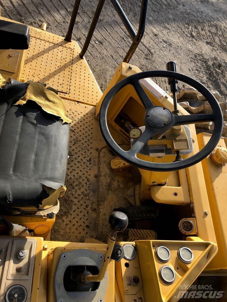CAT 815B 土壤壓實機