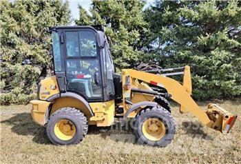 CAT 903D 輪胎式裝載機