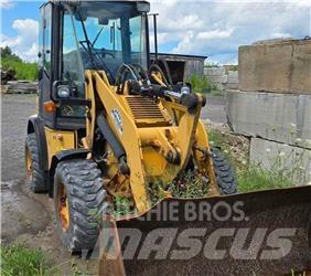 CAT 904H 輪胎式裝載機