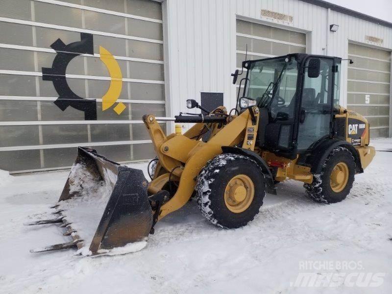 CAT 906M 輪胎式裝載機
