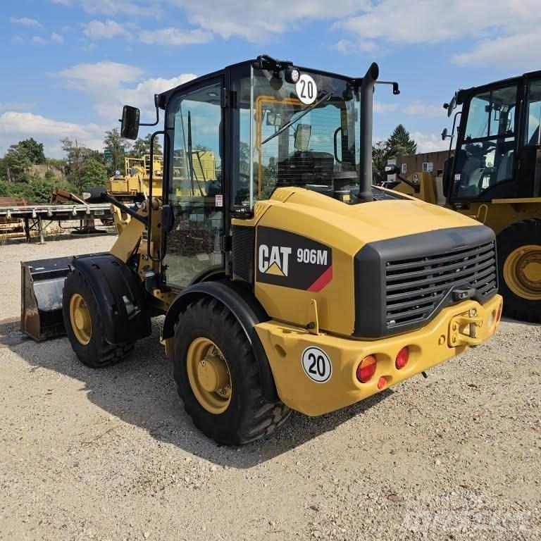 CAT 906M 輪胎式裝載機
