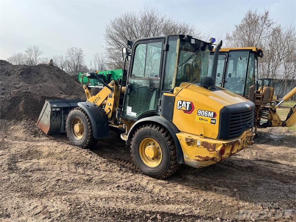 CAT 906M 輪胎式裝載機