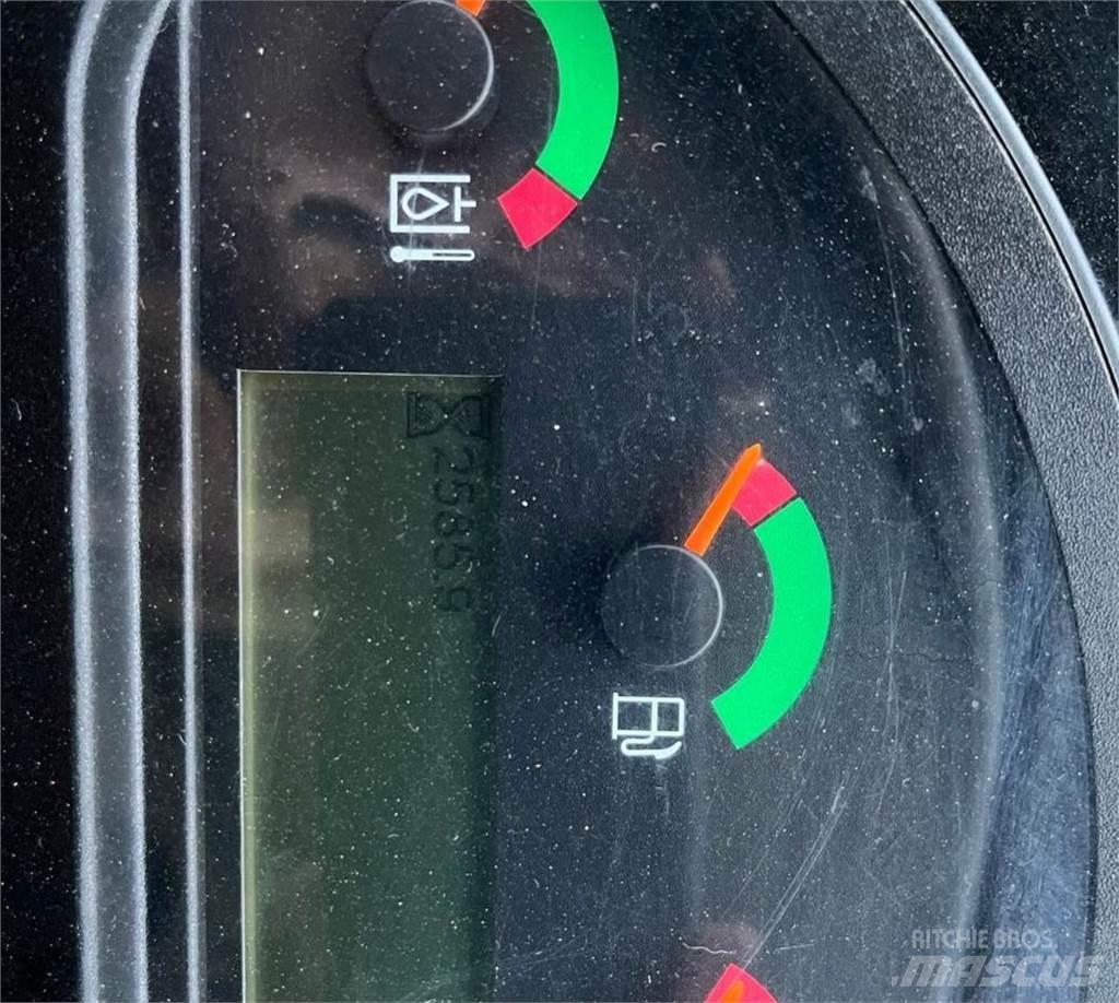 CAT 908M 輪胎式裝載機