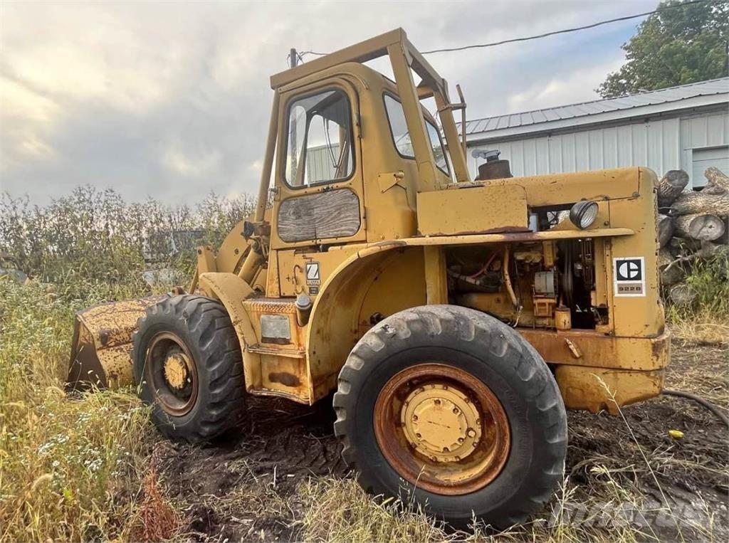 CAT 922B 輪胎式裝載機