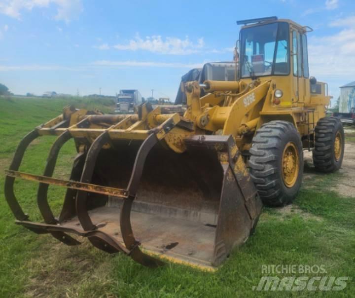 CAT 926E 輪胎式裝載機