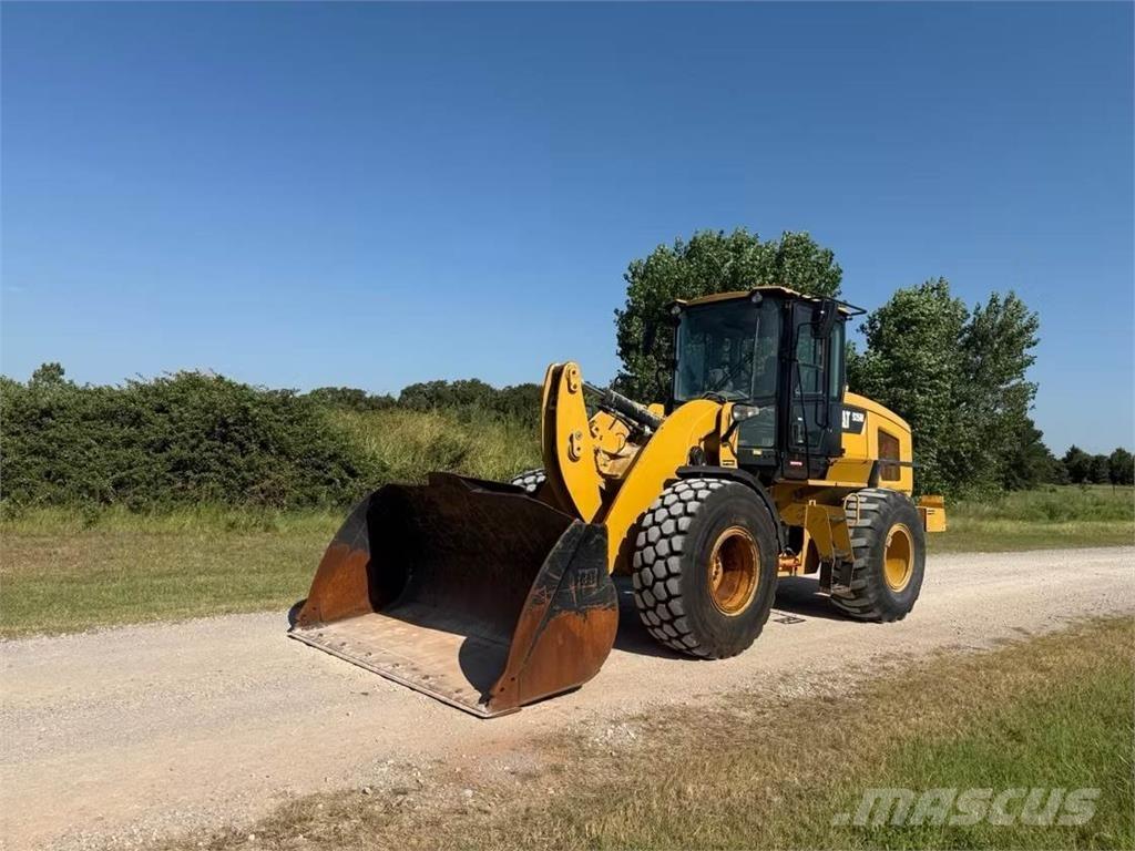 CAT 926M 輪胎式裝載機