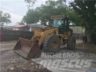 CAT 928G 輪胎式裝載機