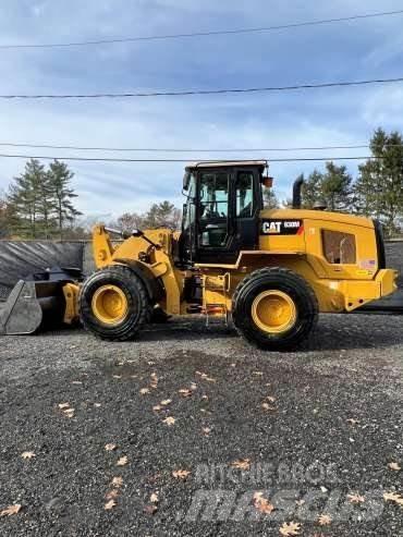CAT 930M 輪胎式裝載機