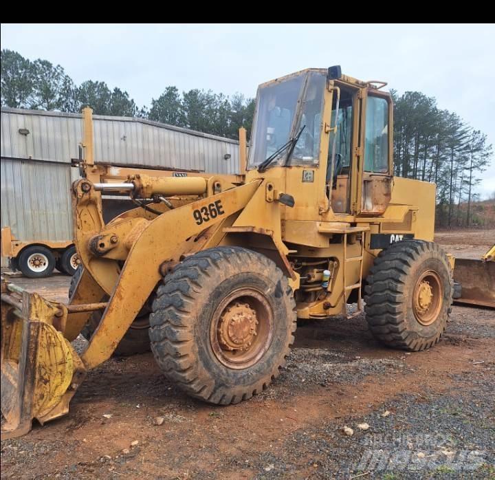 CAT 936E 輪胎式裝載機