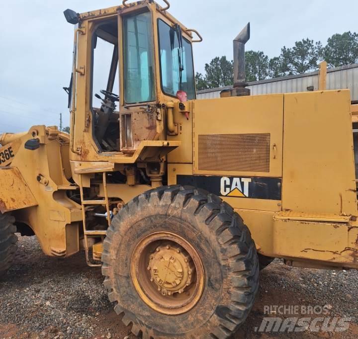 CAT 936E 輪胎式裝載機