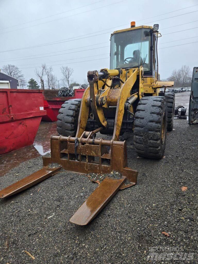 CAT 938F 輪胎式裝載機