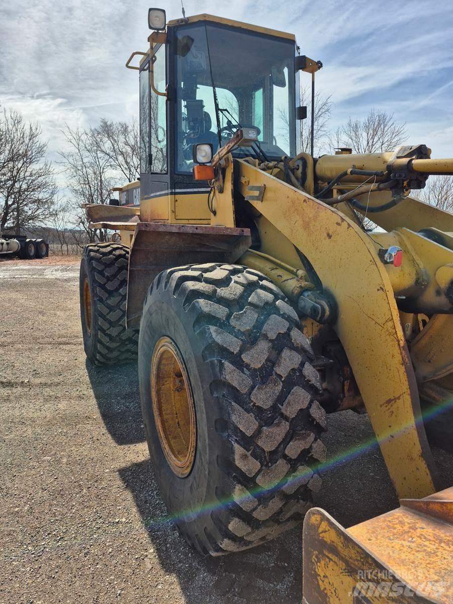 CAT 938F 輪胎式裝載機