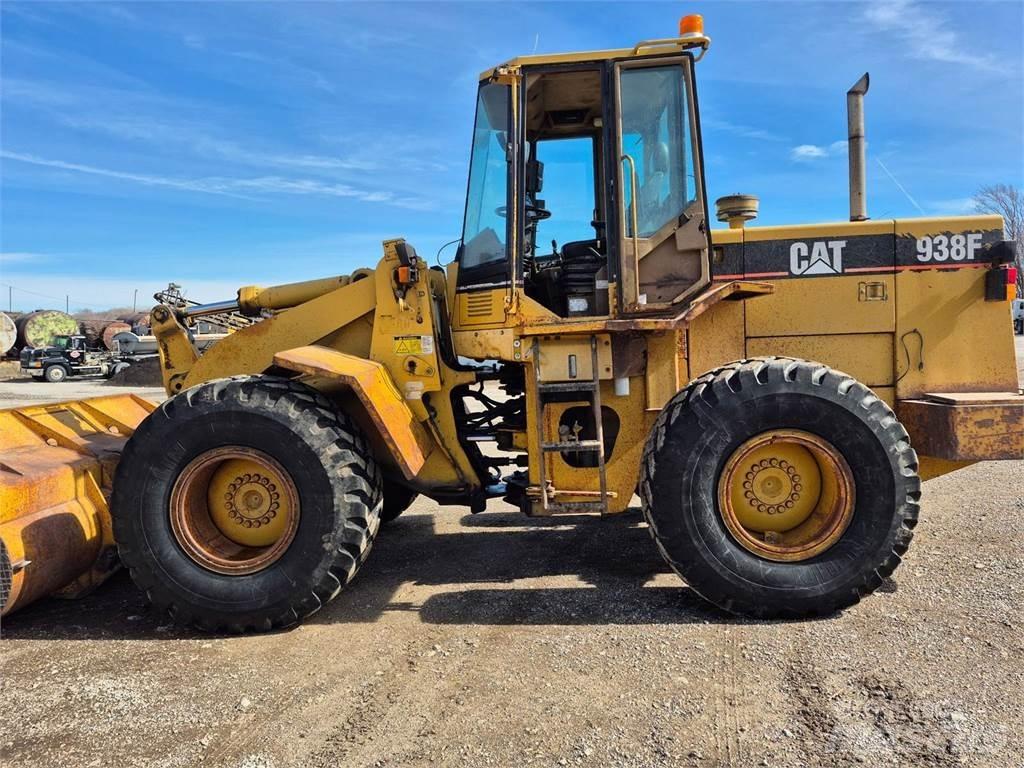 CAT 938F 輪胎式裝載機