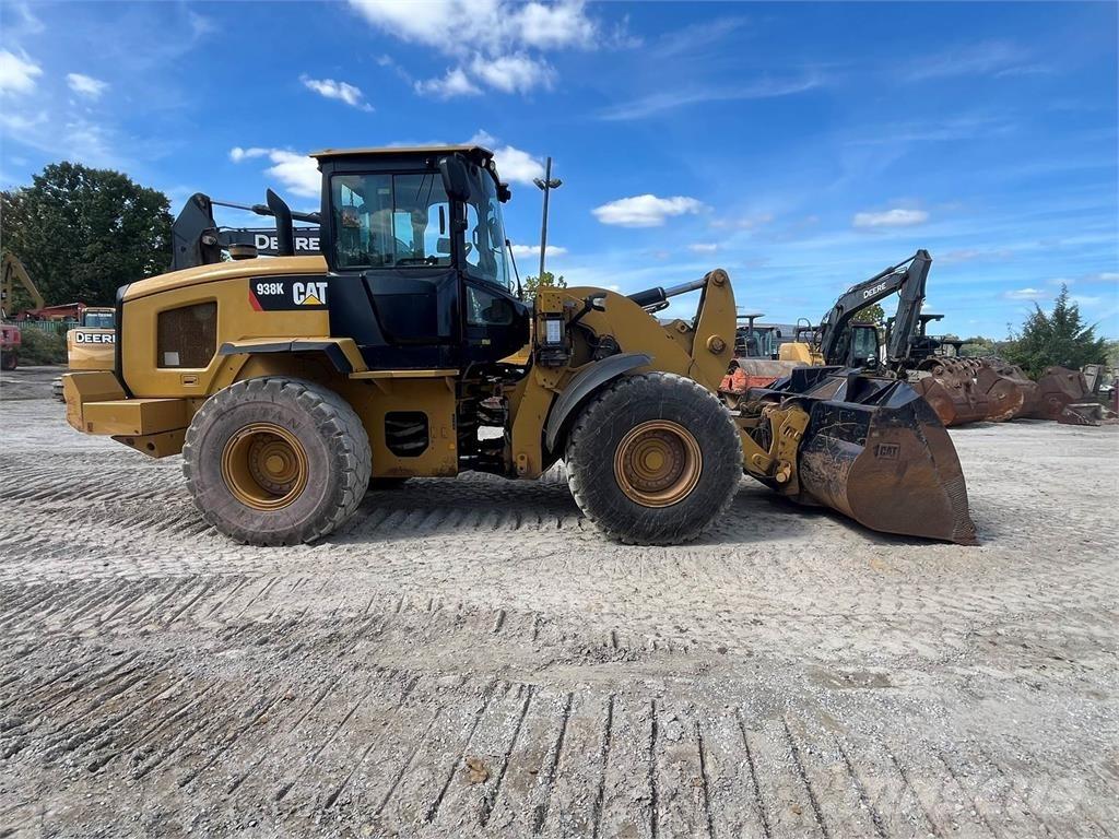 CAT 938K 輪胎式裝載機