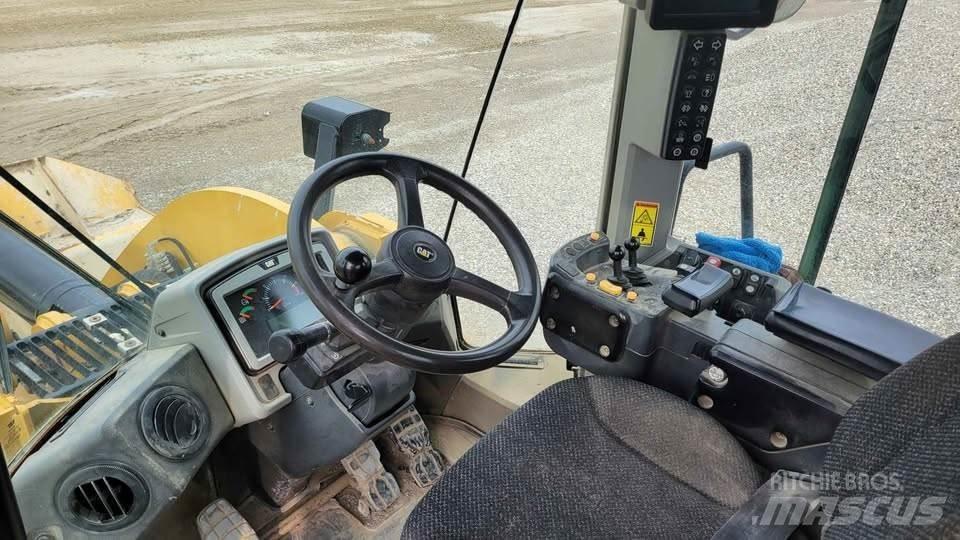 CAT 950M 輪胎式裝載機