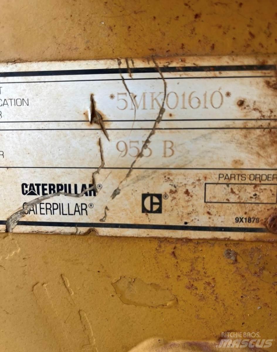 CAT 953B 推土機