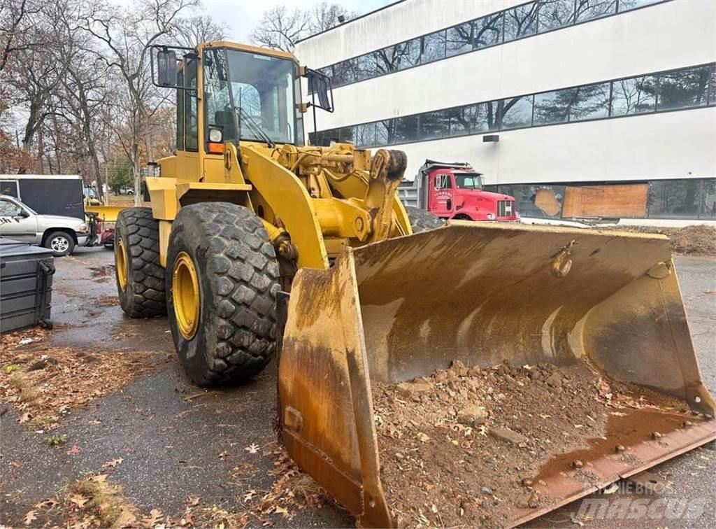 CAT 960F 輪胎式裝載機