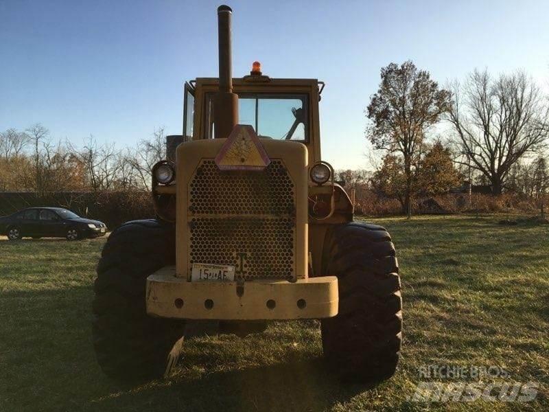 CAT 966 輪胎式裝載機