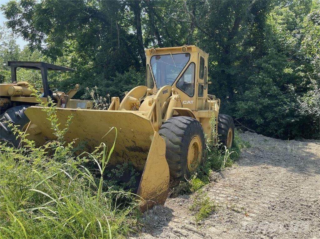 CAT 966 輪胎式裝載機