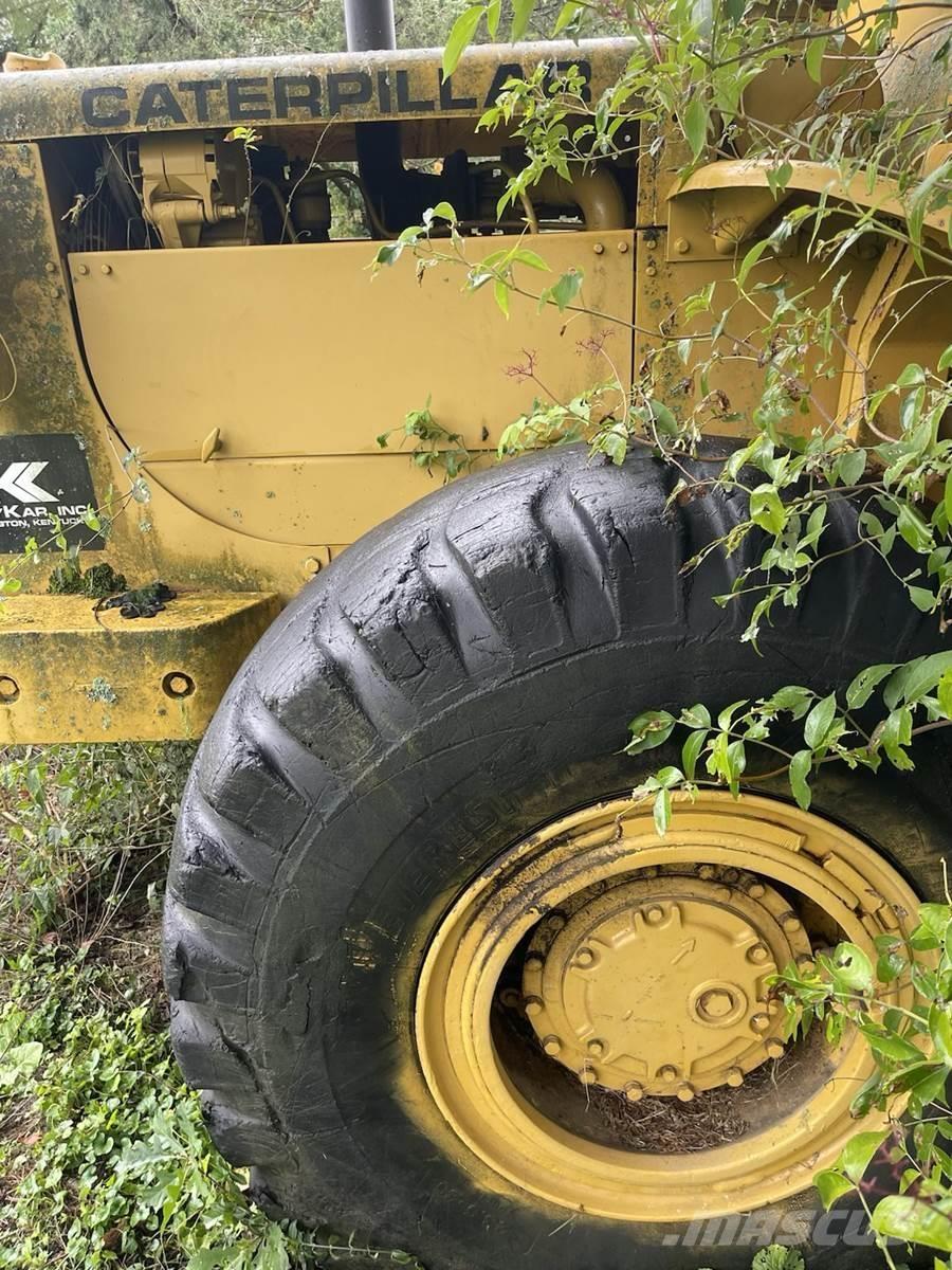 CAT 966 輪胎式裝載機